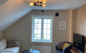 Nice Apartment Close To The Sea With Parking And Garden